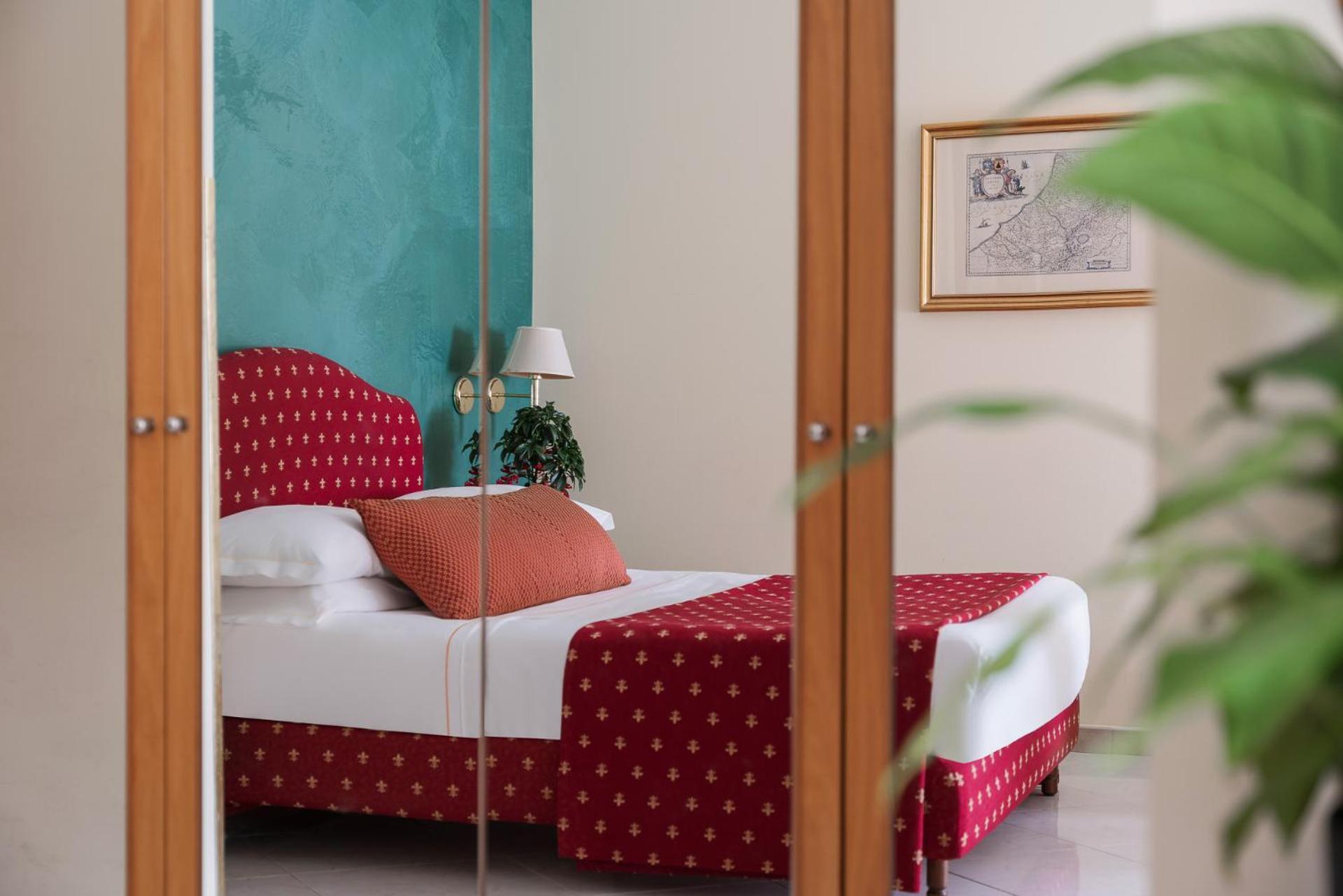 5Miglia Hotel & Spa Ривізондолі Екстер'єр фото